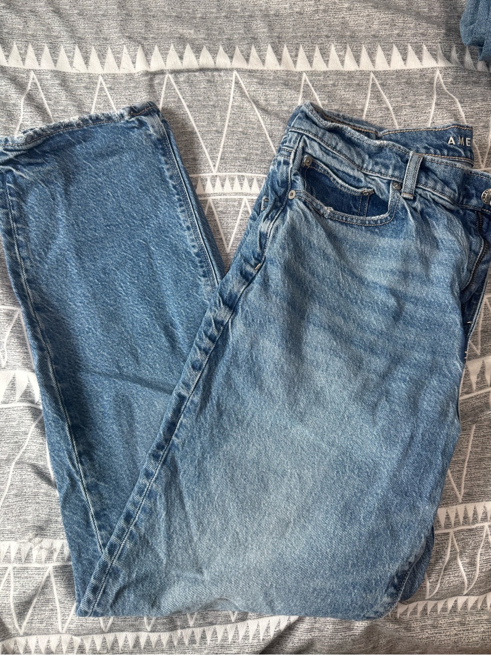 American Eagle Outfitters Super High-Rise Straight Jeans